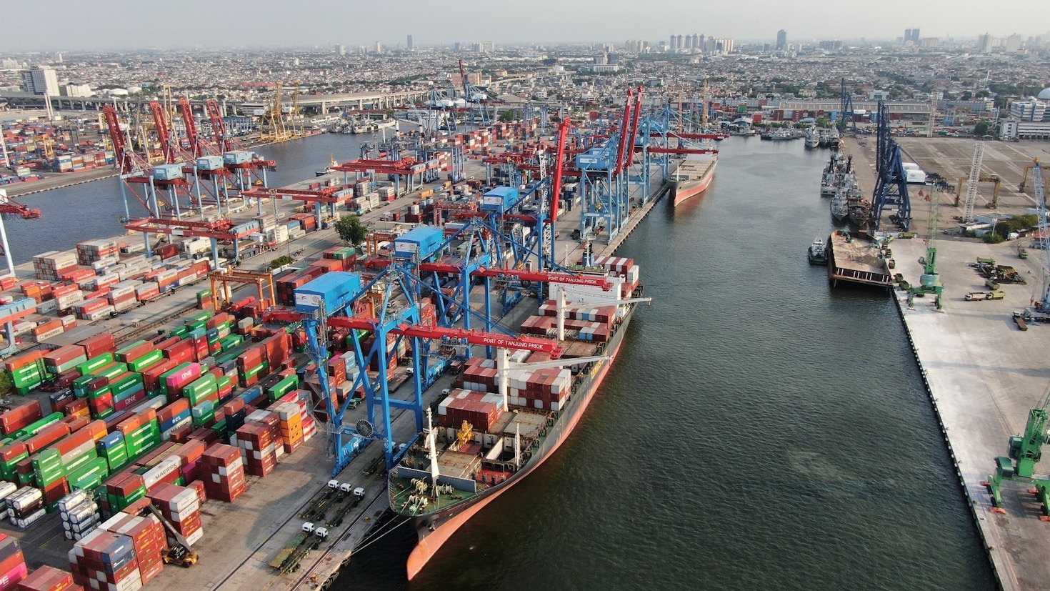 The Role of Supply Chain Partners in Business Expansion